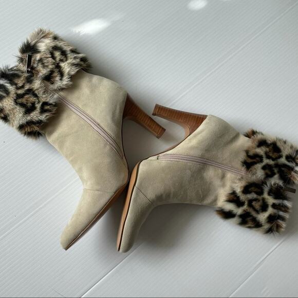 🆕Colin Stuart leopard faux fur suede booties cream size 9 NWOT - Picture 13 of 14